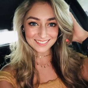 Meet your Posher, Lilly